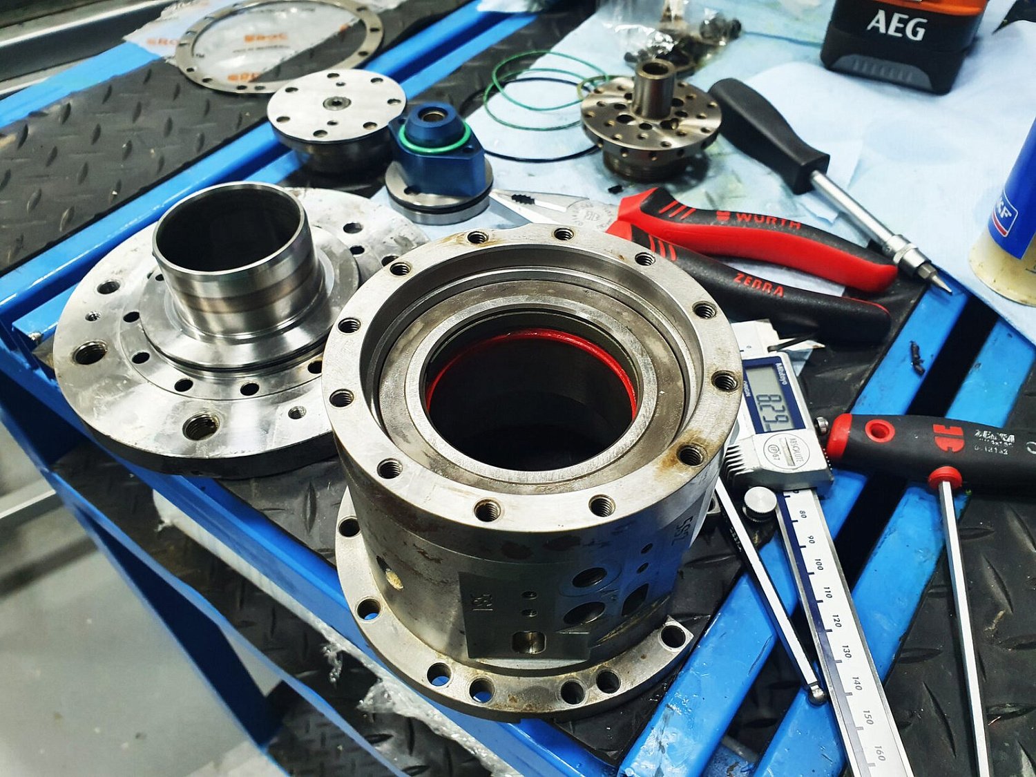 Deckel Maho spindle overhaul